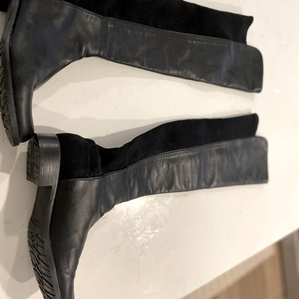 LIKE NEW - Stuart Weitzman knee high leather boots